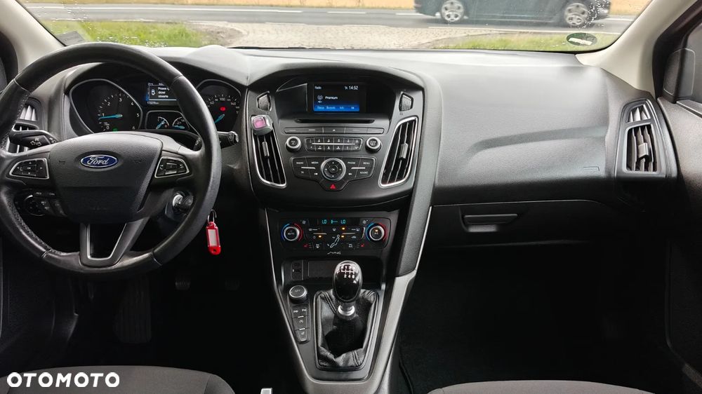 Ford Focus Turnier 1.5 TDCi DPF Start-Stopp-System COOL&CONNECT - 12