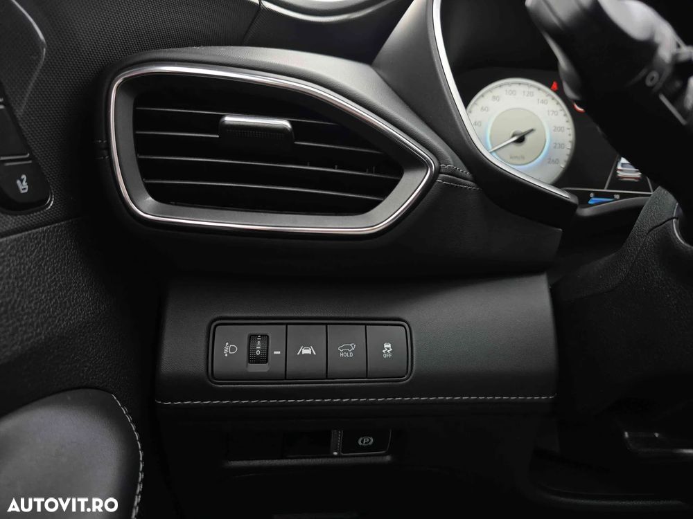 Hyundai Santa Fe - 13