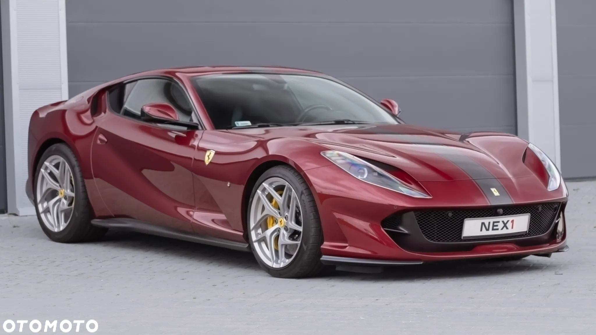 Ferrari 812 Superfast - 5