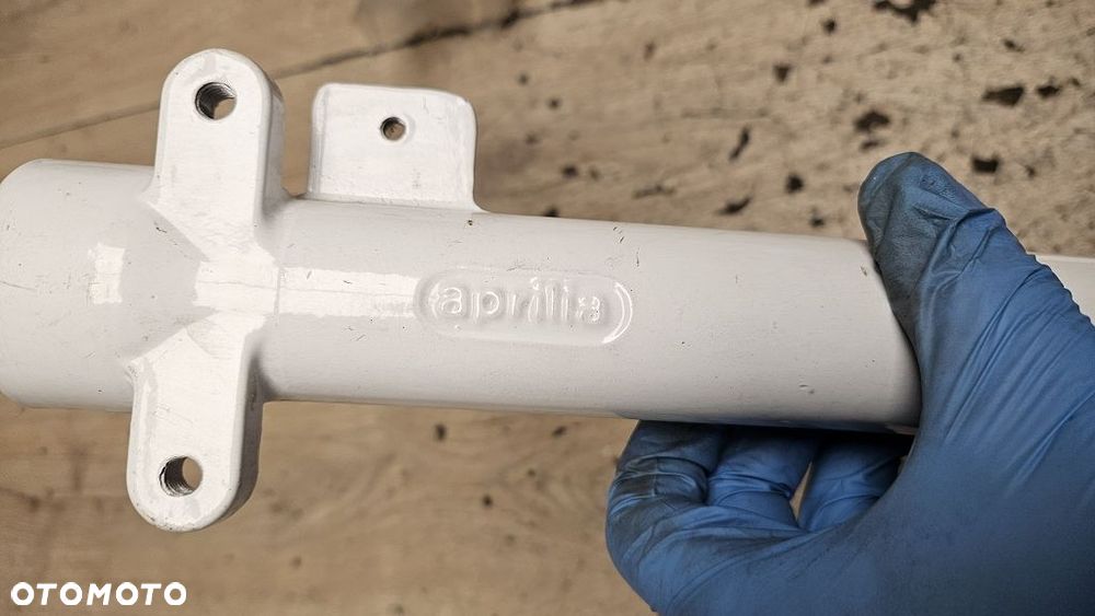 Goleń amortyzatora Aprilia - 8