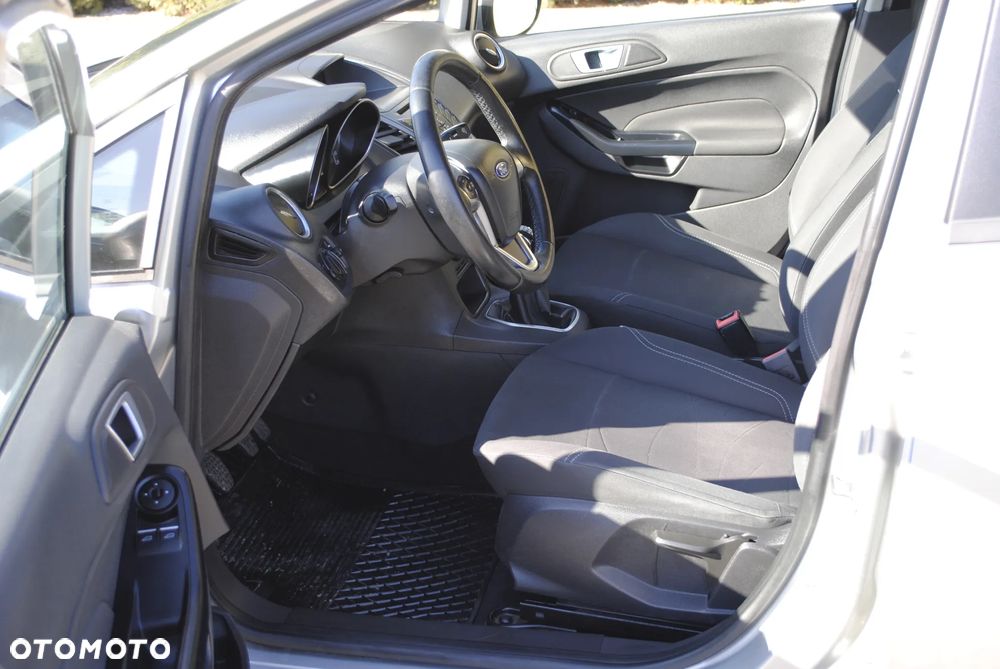Ford Fiesta - 19