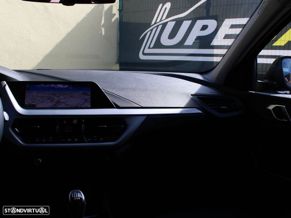 BMW 116 d Pack Essence - 22