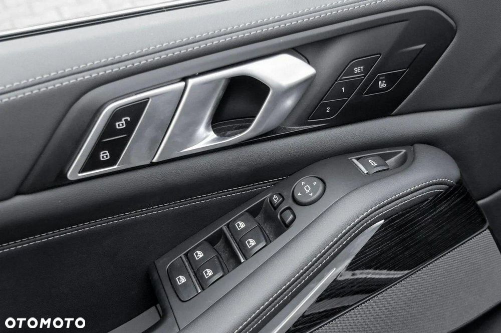 BMW X5 - 12