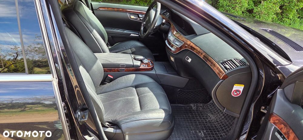 Mercedes-Benz Klasa S 320 CDI DPF 7G-TRONIC BlueEFFICIENCY - 13
