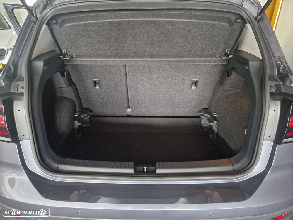 VW T-Cross 1.0 TSI Life - 21