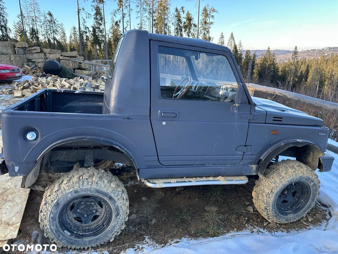 Suzuki Samurai