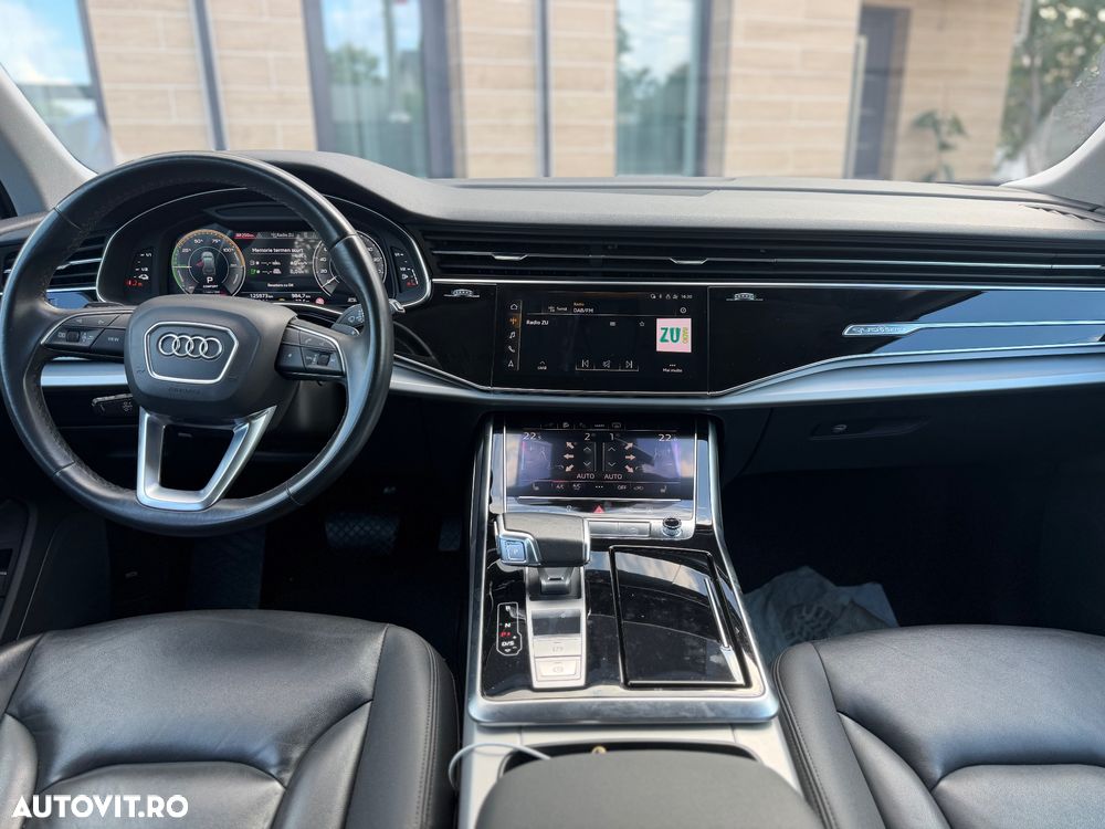 Audi Q7 3.0 55 TFSIe quattro Tiptronic S Line - 6