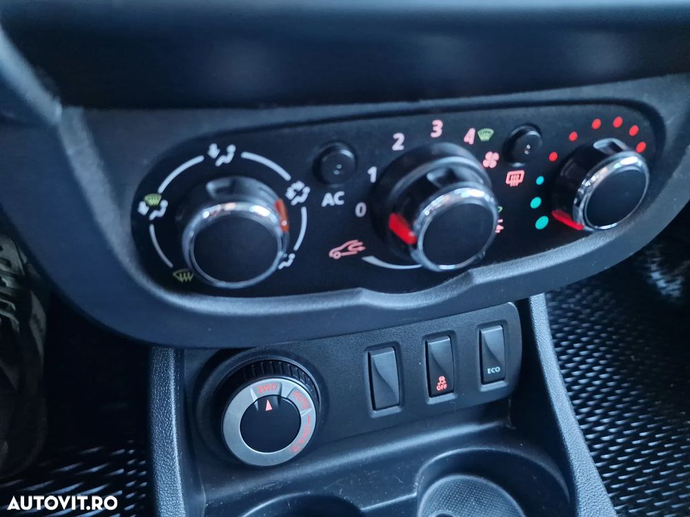 Dacia Duster 1.5 dCi 4x4 Ambiance - 12