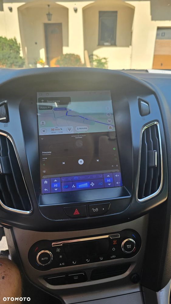 Ford Focus 1.6 TDCi Trend - 12