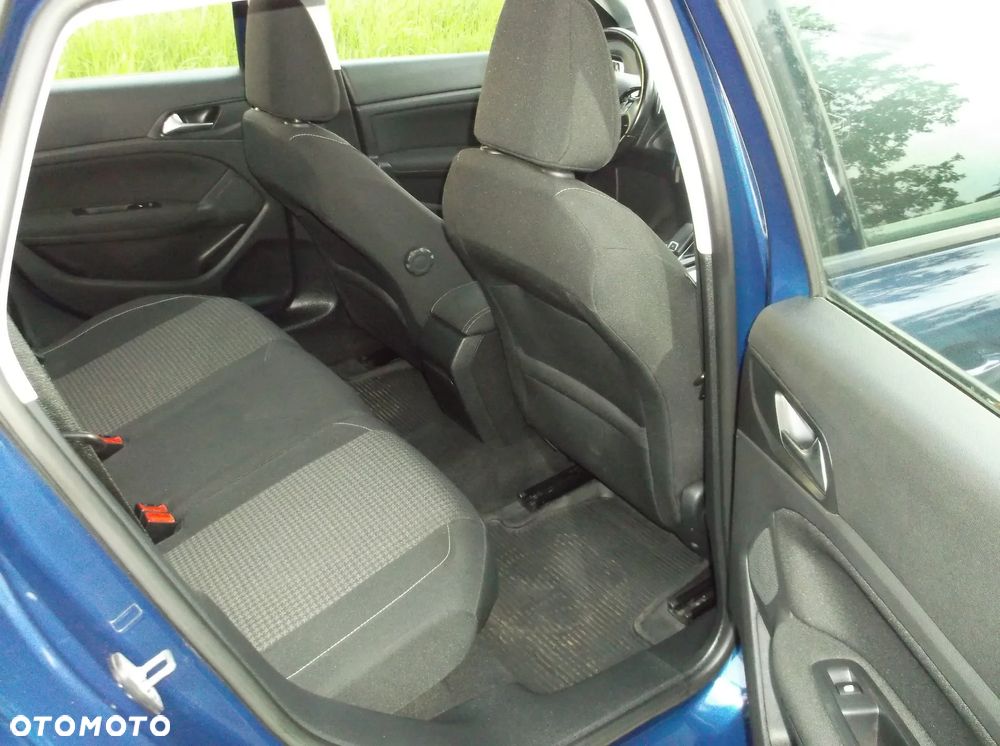 Peugeot 308 PureTech 130 GPF EAT8 Black Edition - 9