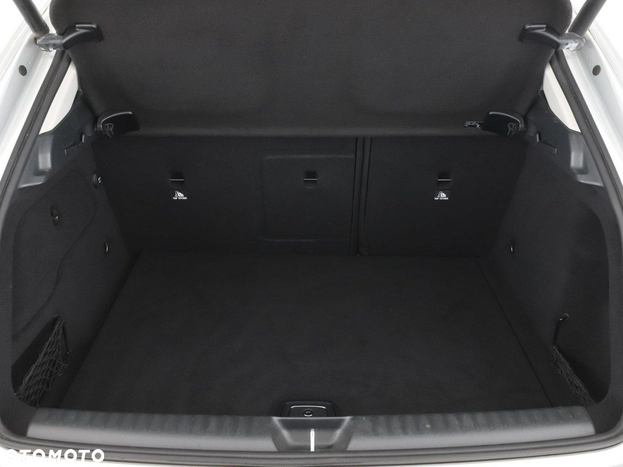 Mercedes-Benz GLA 200 Urban - 20