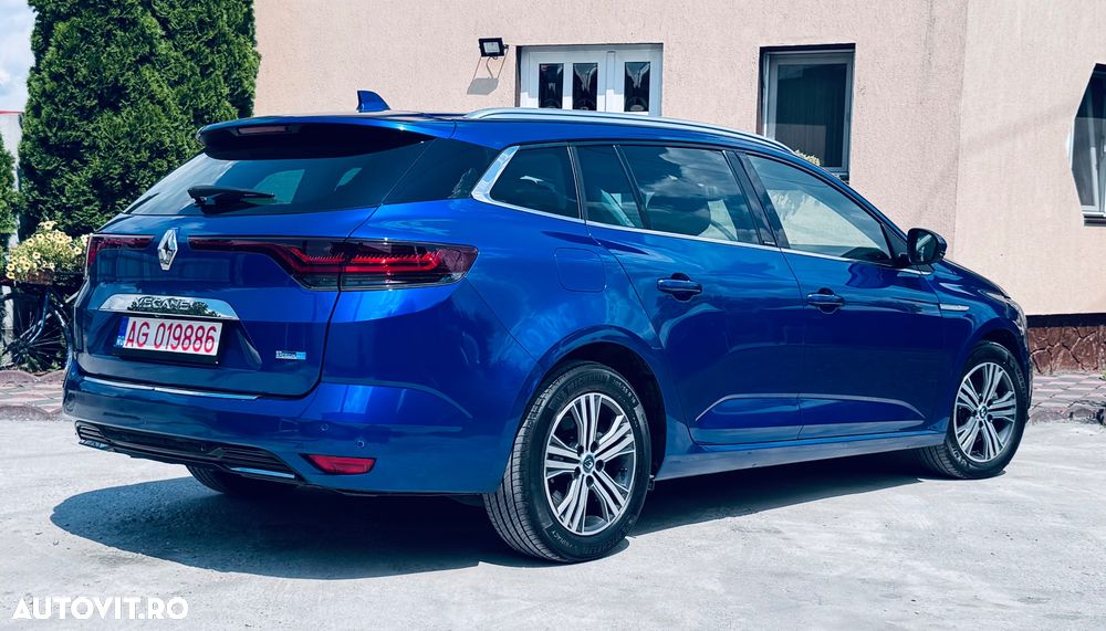 Renault Megane E-TECH 160 INTENS - 12