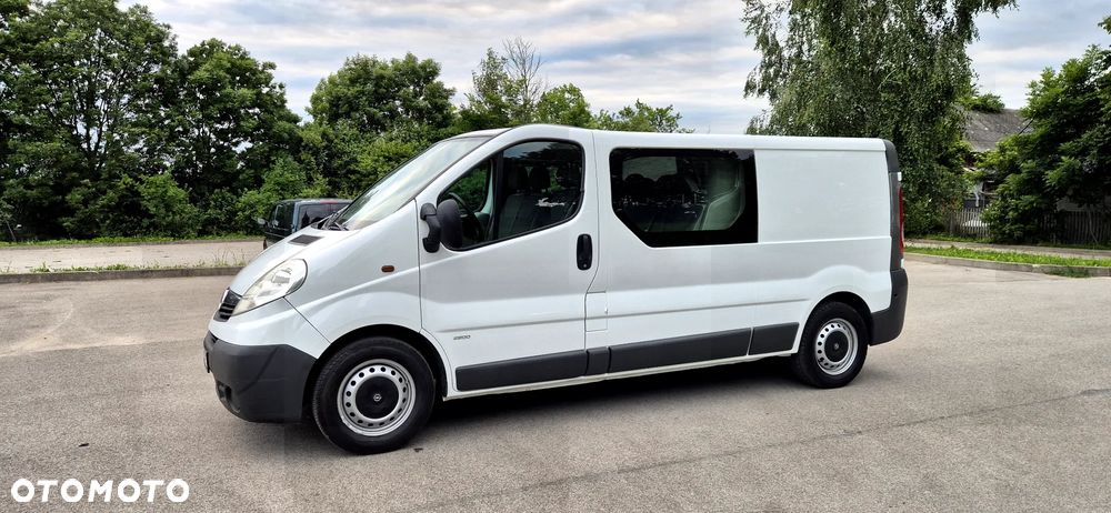 Opel Vivaro - 2