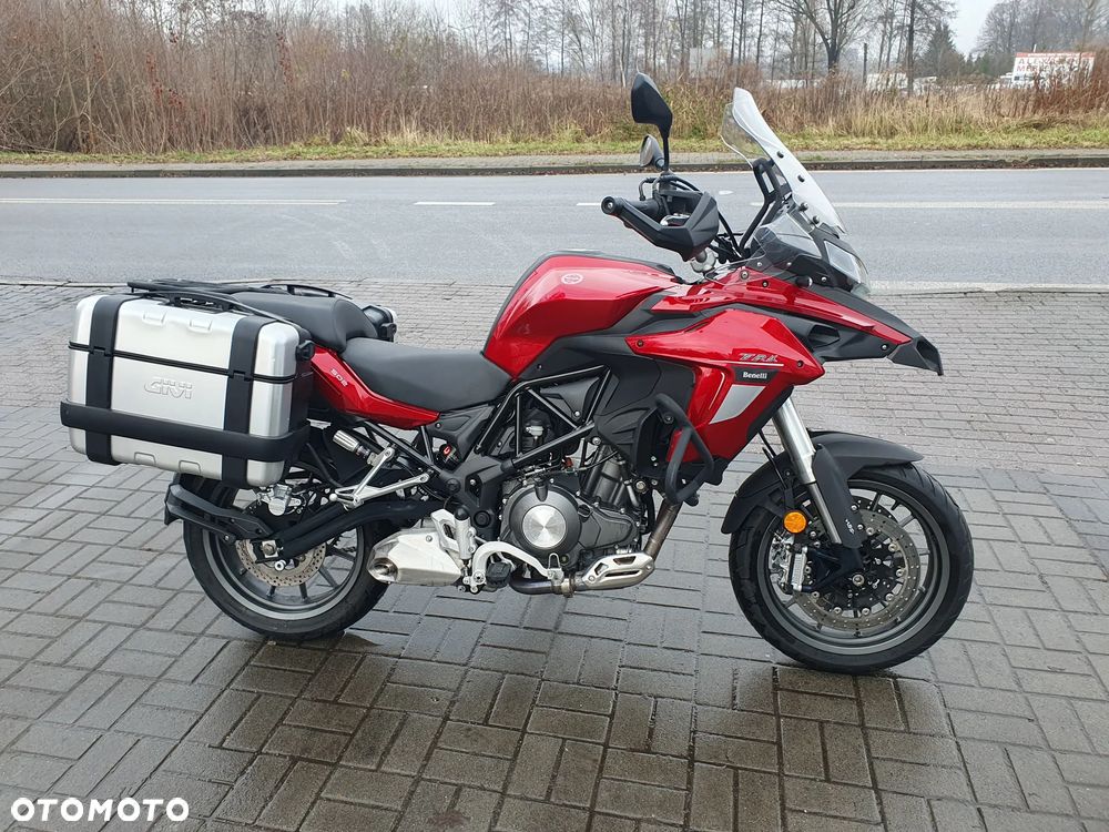 Benelli TRK 502X - 12