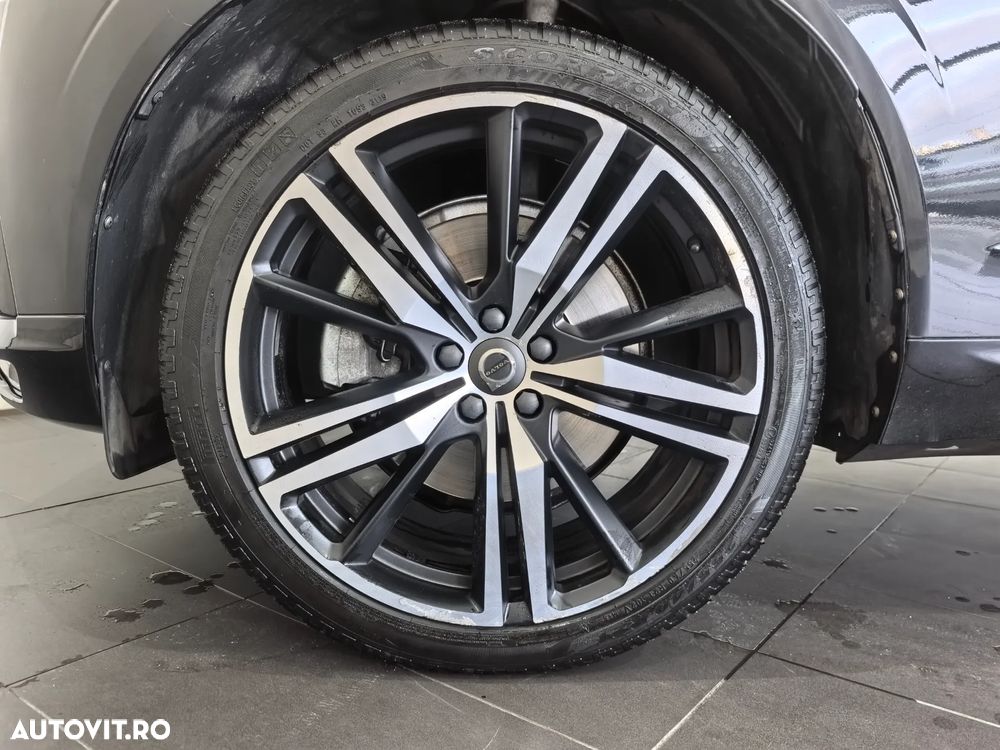 Volvo XC 60 B4 MHEV R-Design - 5