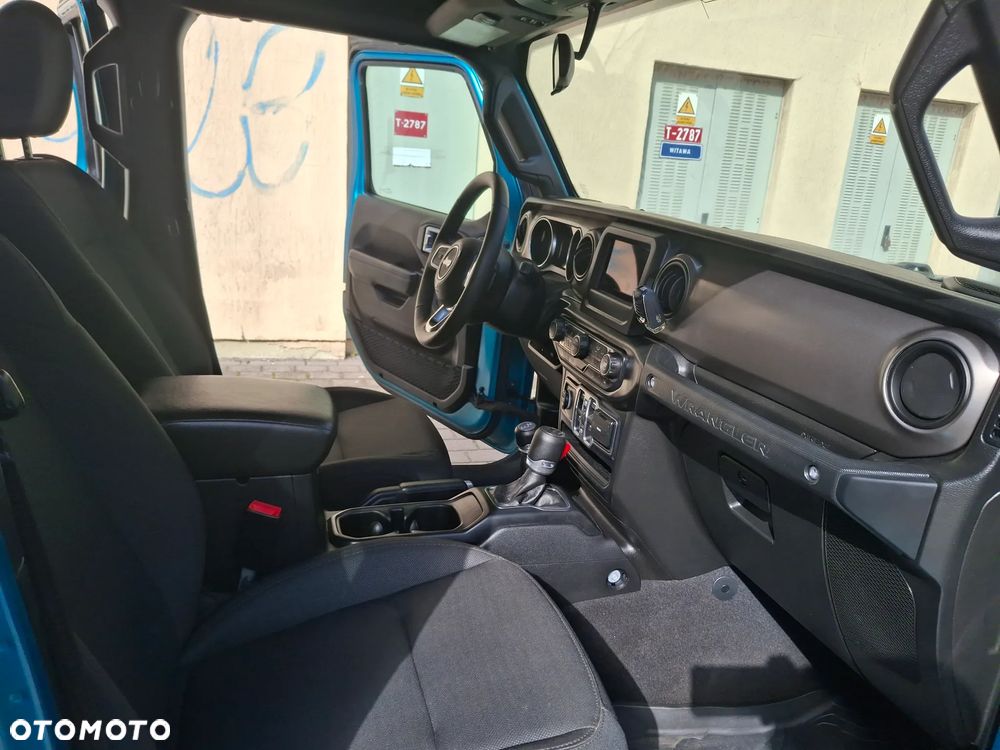 Jeep Wrangler Unlimited GME 2.0 Turbo Sport - 19