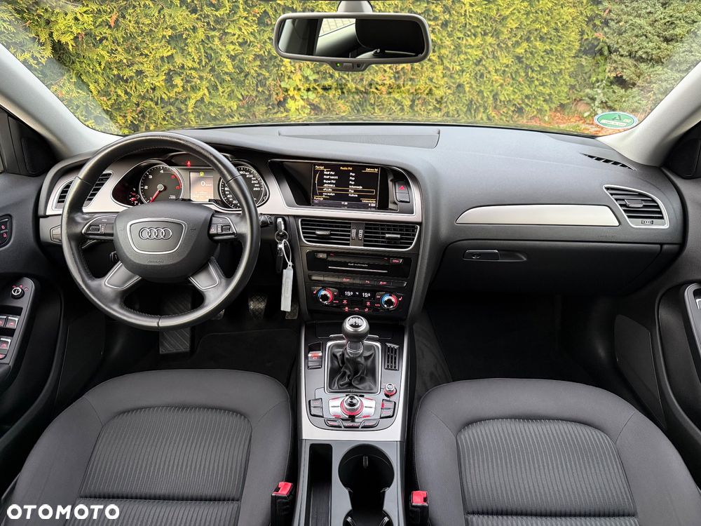 Audi A4 Avant 2.0 TDI DPF Attraction - 23