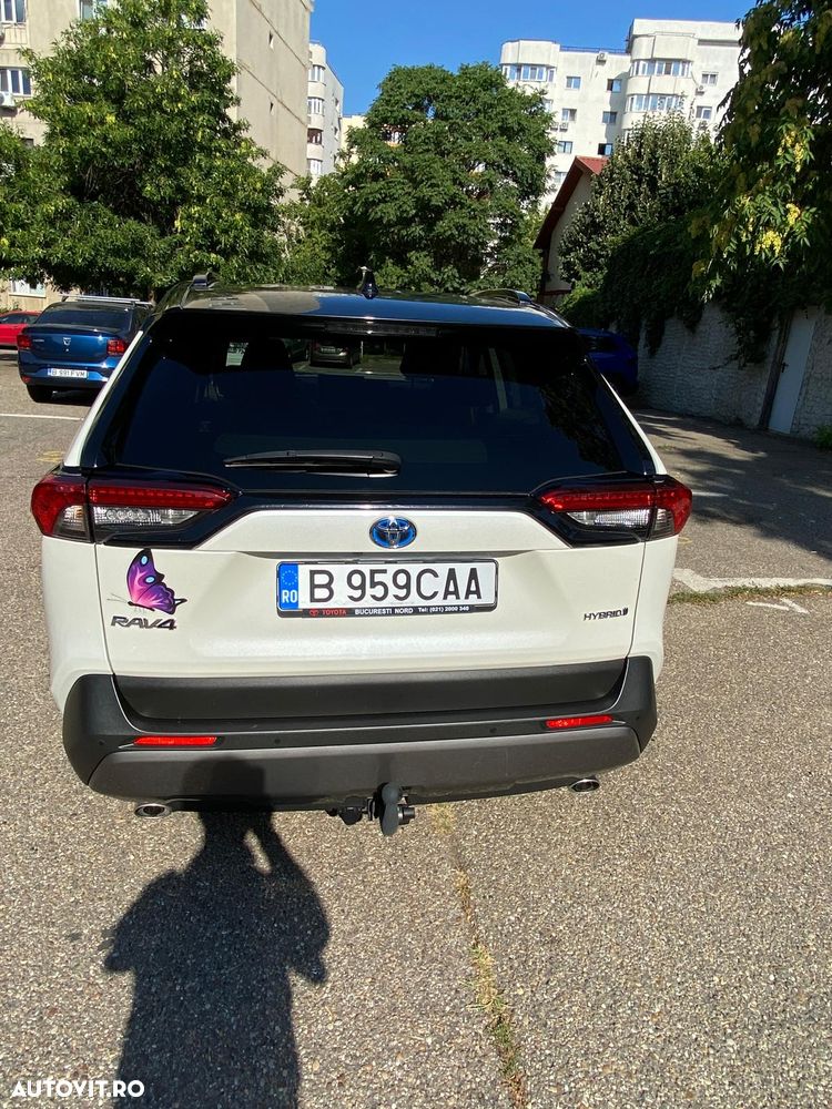 Toyota RAV4 - 5