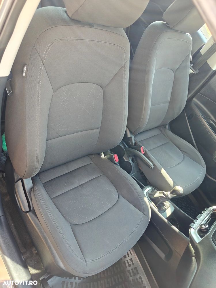 Kia Rio 1.2 Fifa World Cup Edition - 5