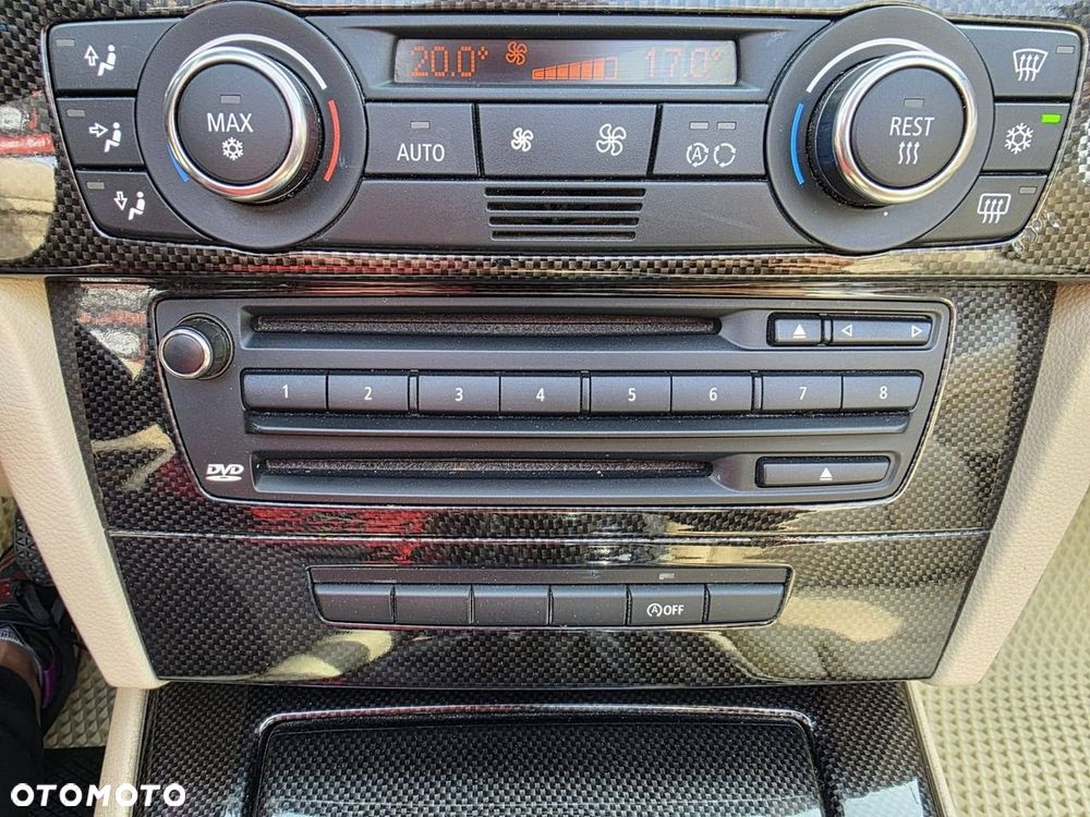 BMW Seria 3 320i Edition Exclusive - 31