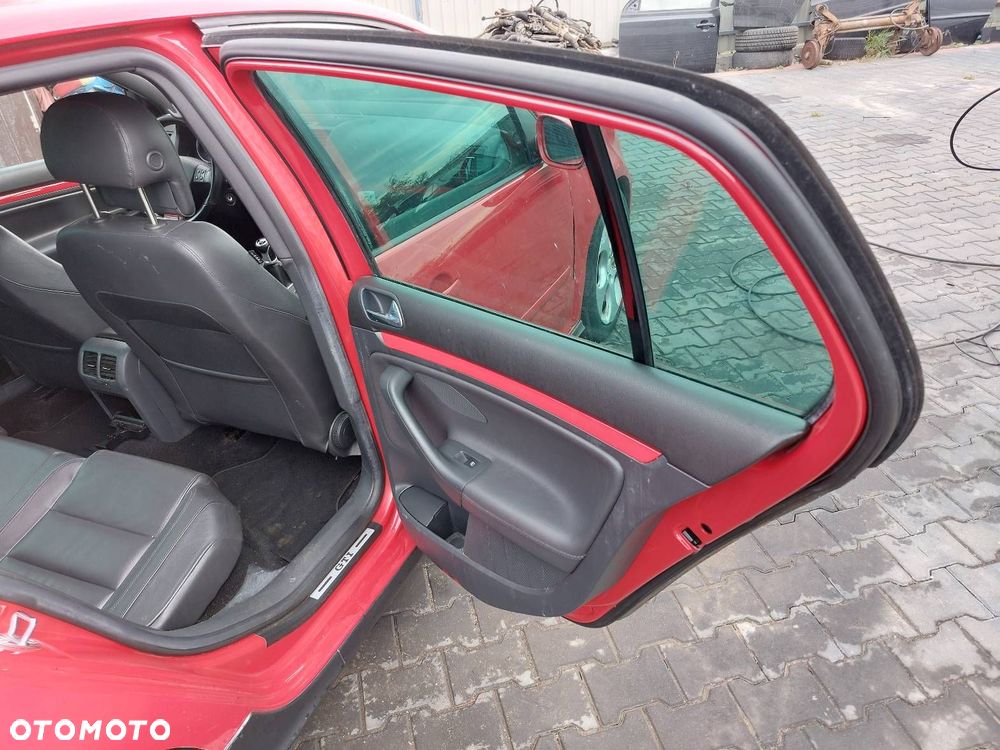 DRZWI KOMPLETNE PRAWY TYŁ VOLKSWAGEN GOLF V LY3U HB 5D - 5