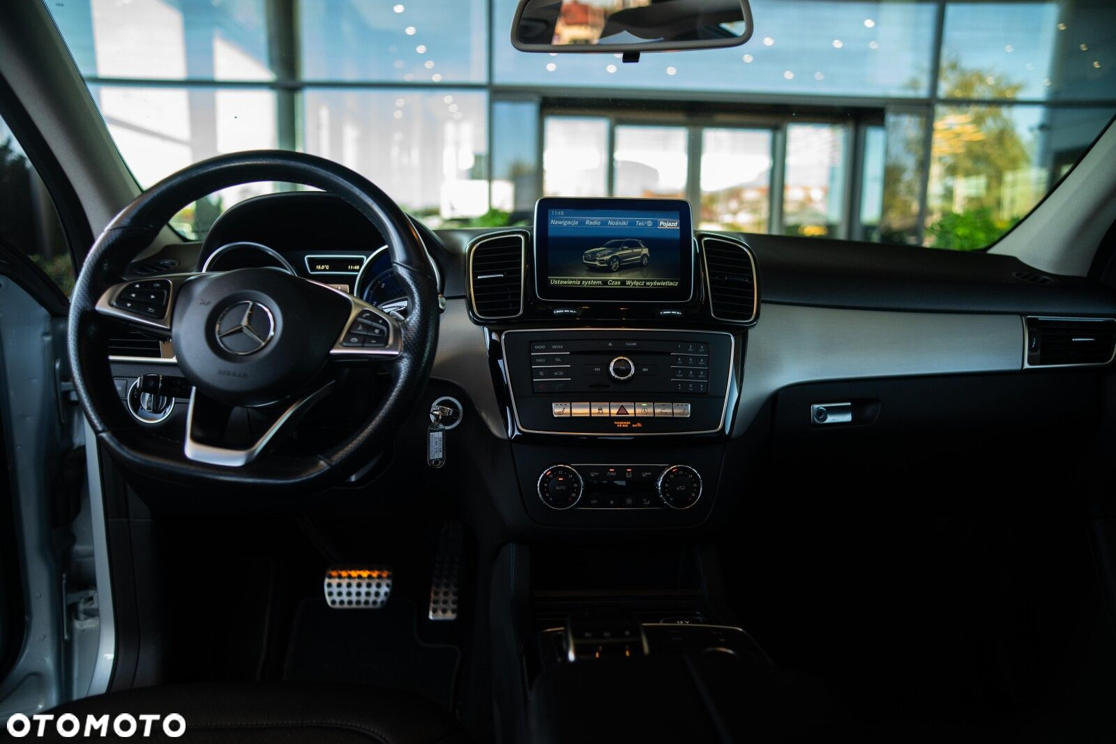 Mercedes-Benz GLE - 24