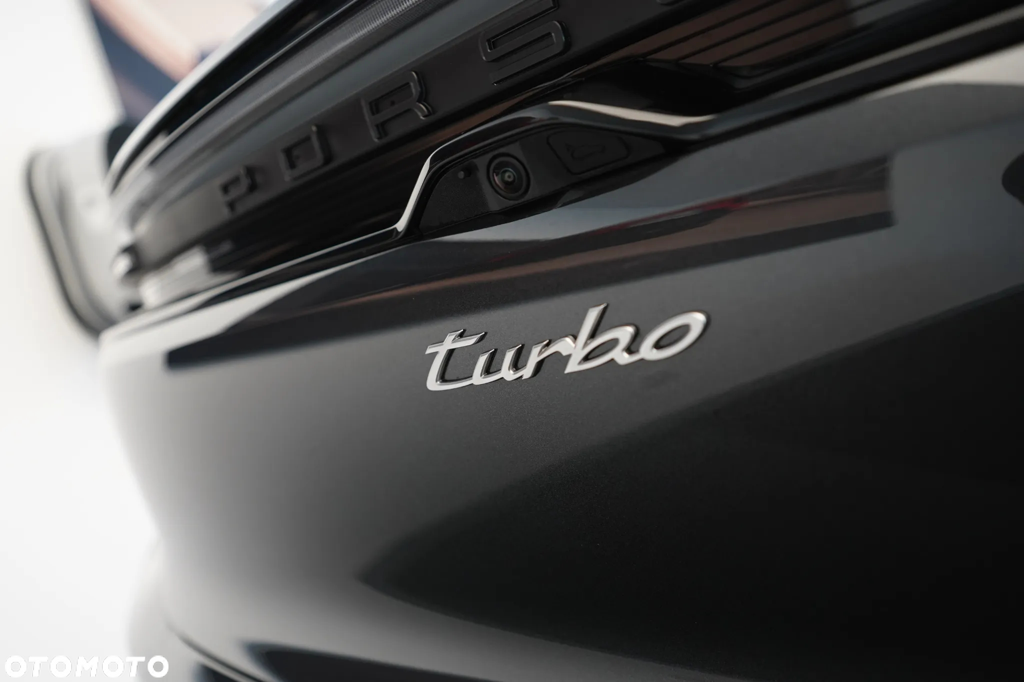 Porsche Macan Turbo 100kWh - 40