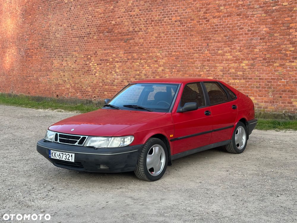 Saab 900 2.3 S - 2