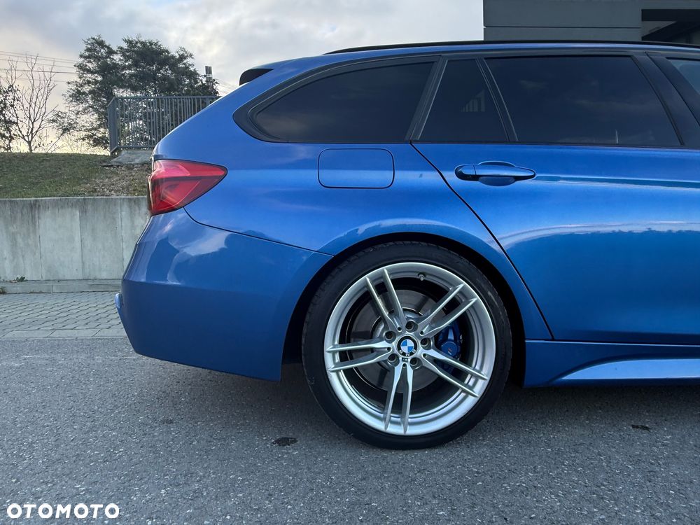 BMW Seria 3 330i xDrive M Sport Shadow - 9