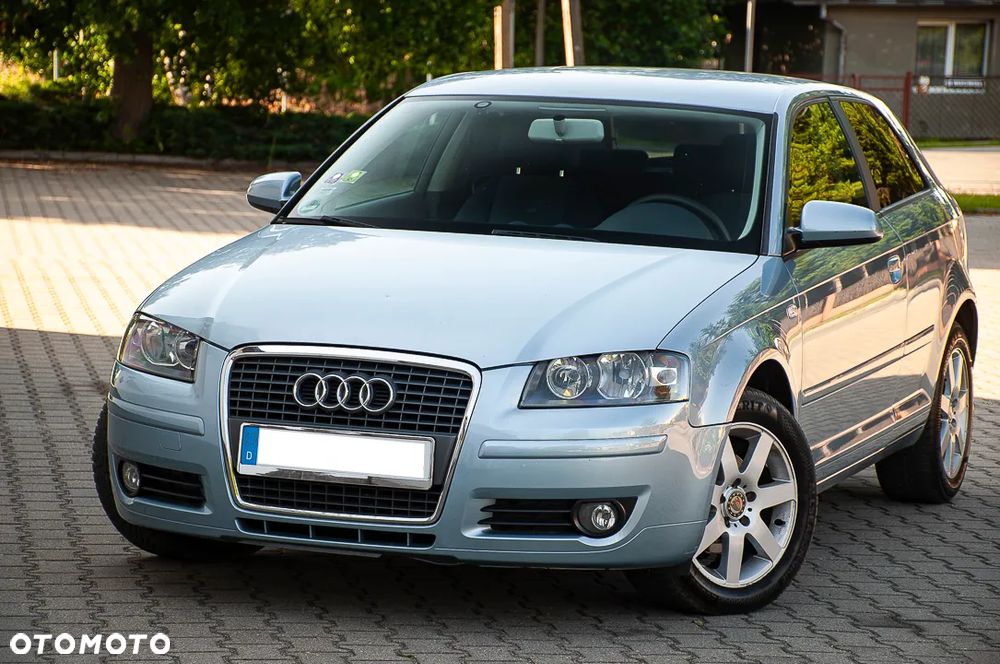 Audi A3 3-drzwiowe 1.6 Ambiente - 1