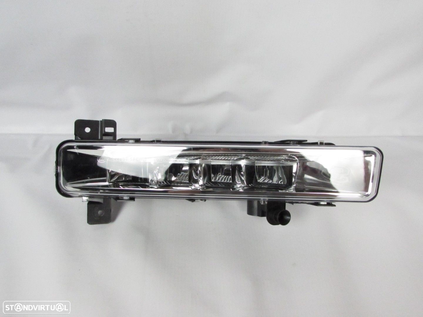 Farol nevoeiro LED Direito Seminovo/ Original BMW 5 (G30, F90)/BMW 5 Touring (G3... - 1