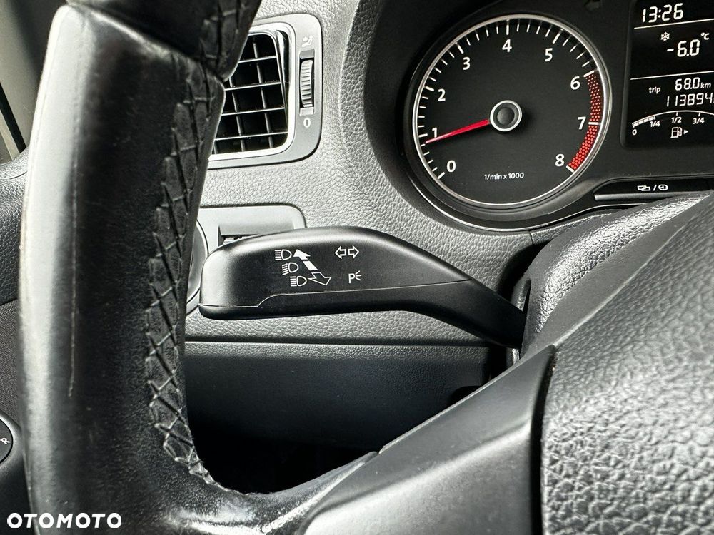 Volkswagen Polo 1.2 Comfortline - 19