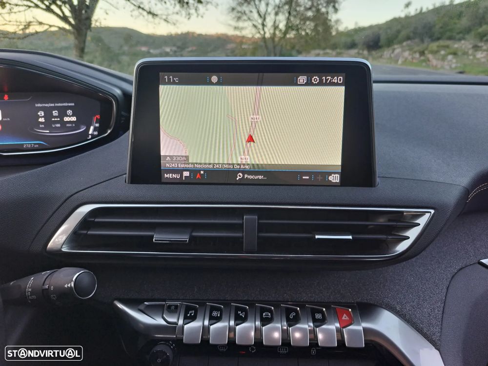 Peugeot 5008 1.5 BlueHDi GT Line - 24