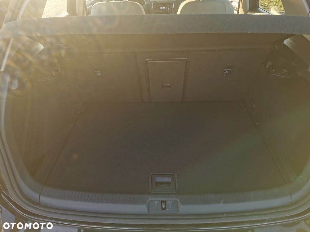 Volkswagen Golf - 26