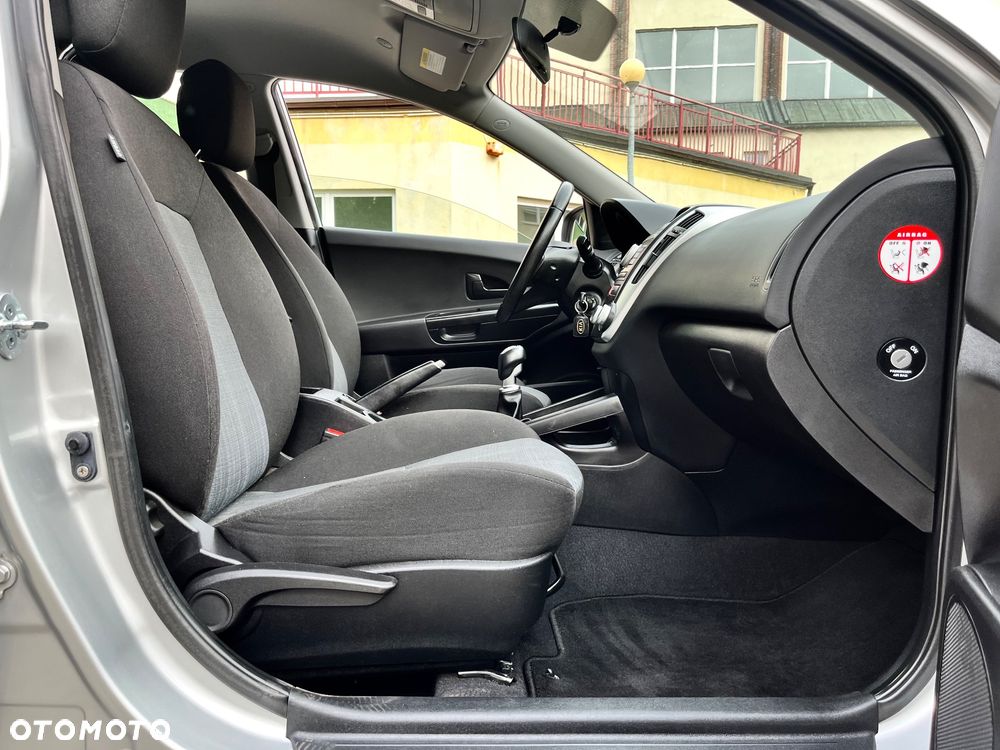 Kia Ceed 1.4 CVVT Attract - 9