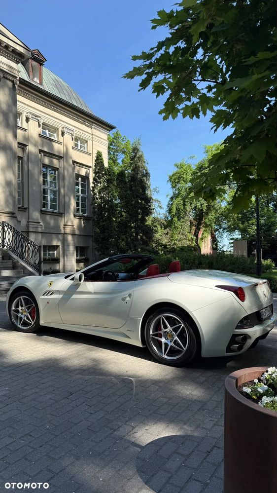 Ferrari California F1 DCT - 4