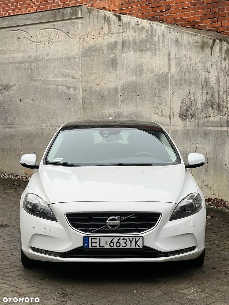 Volvo V40 D2 Summum - 6