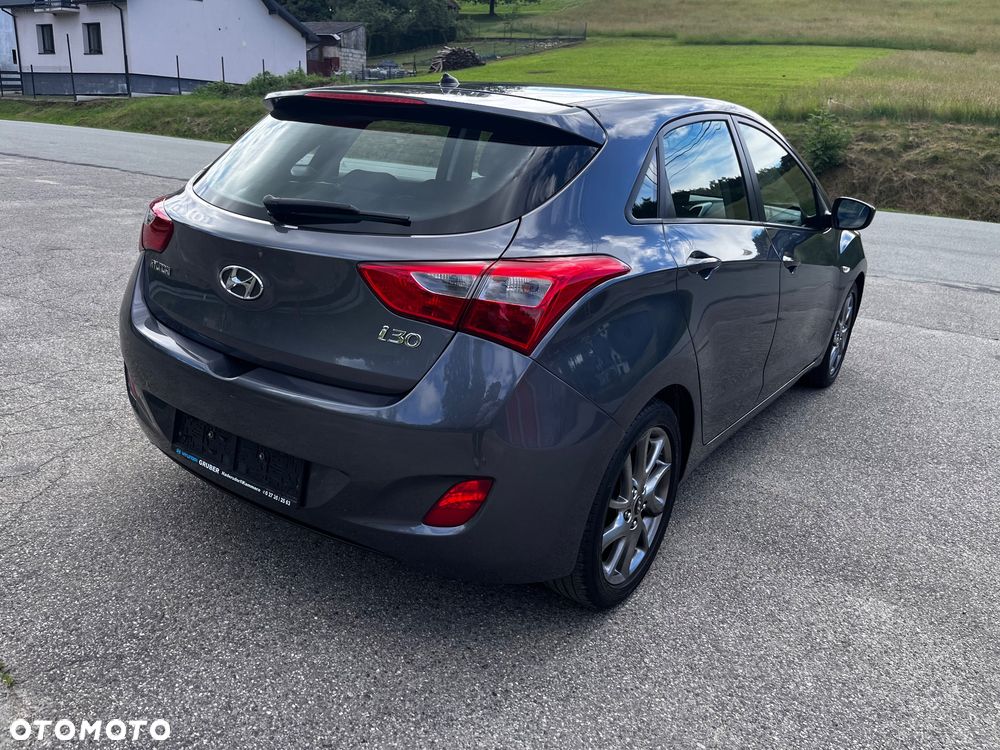 Hyundai i30 1.4 Classic + - 3