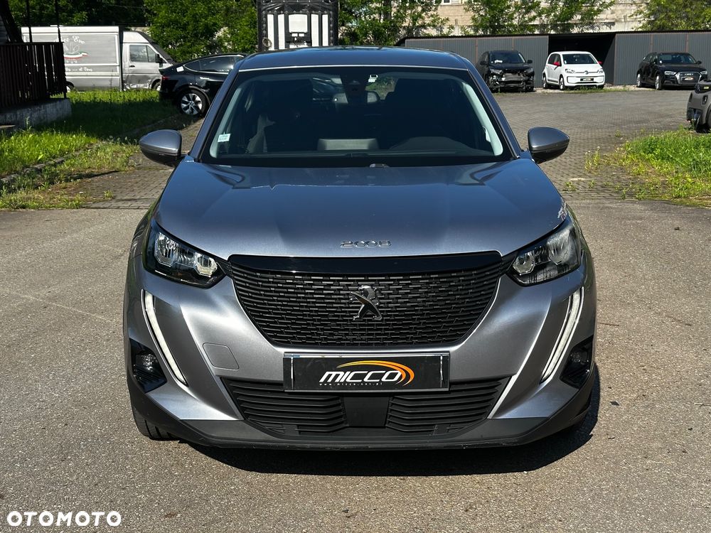 Peugeot 2008 - 8