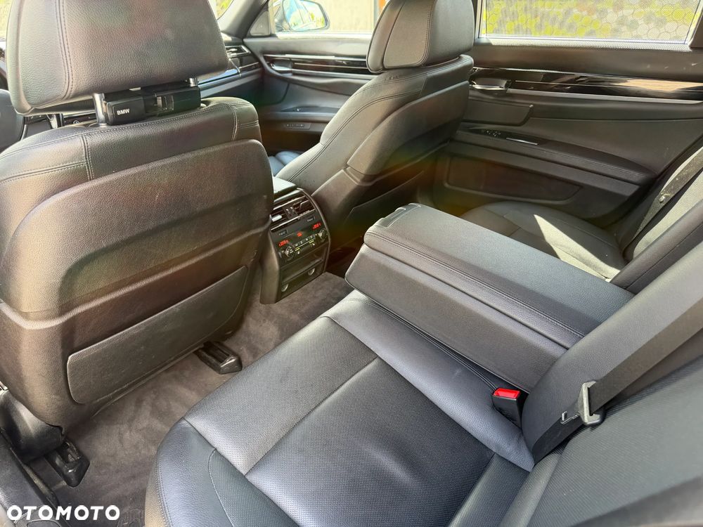 BMW Seria 7 740d xDrive Edition Exclusive - 21