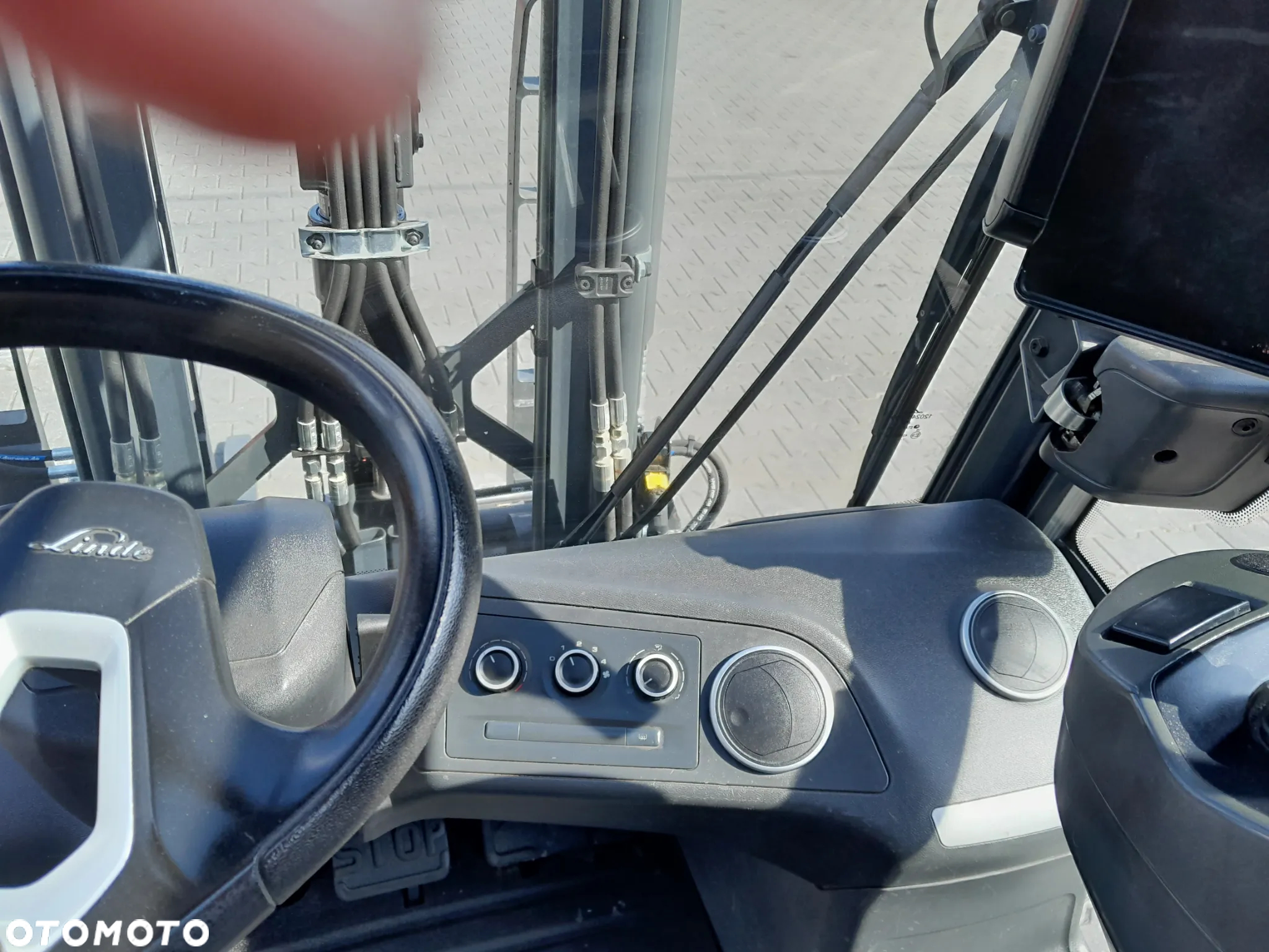 Linde H30T-01 - 11