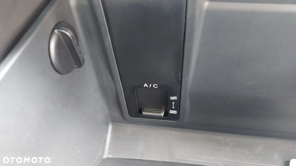 Hyundai ix35 2.0 CRDi 4WD Finale Gold - 26