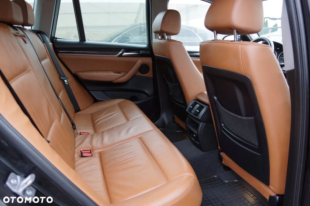 BMW X3 xDrive20i - 32