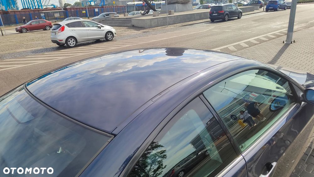 BMW Seria 3 325i - 14