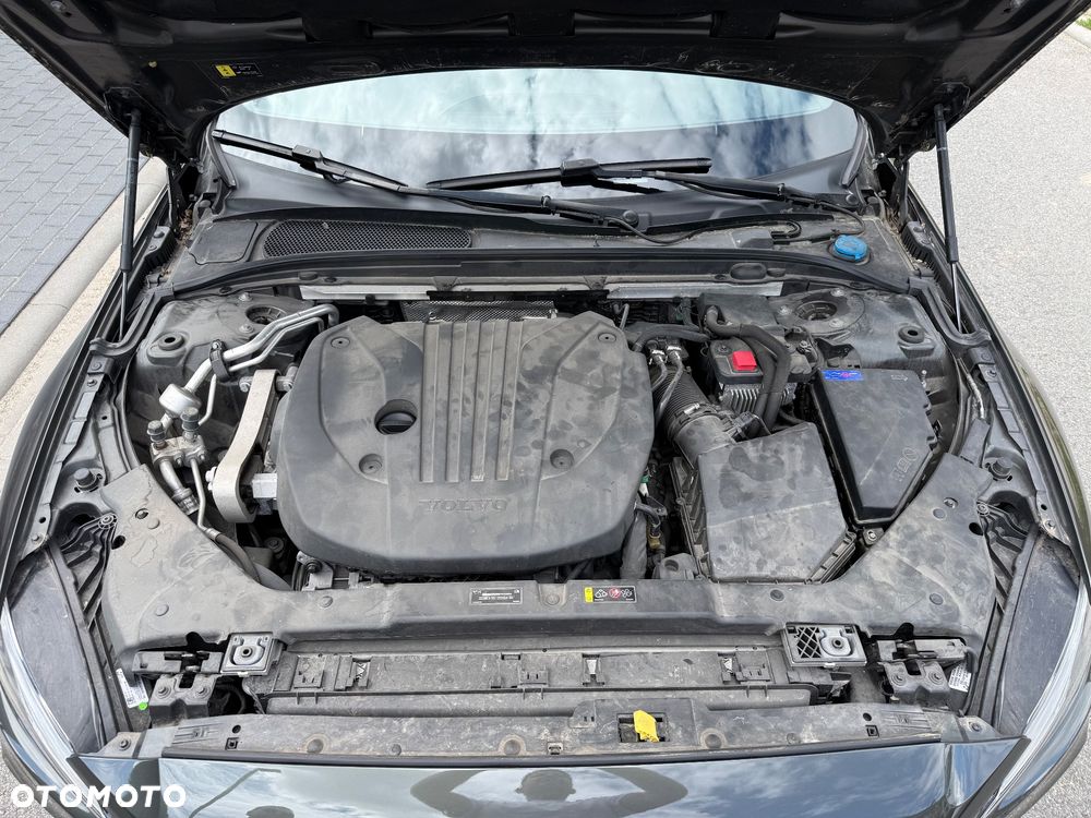 Volvo S60 B4 B R-Design - 29