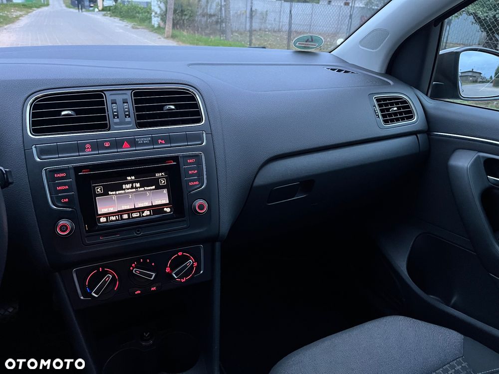 Volkswagen Polo - 25