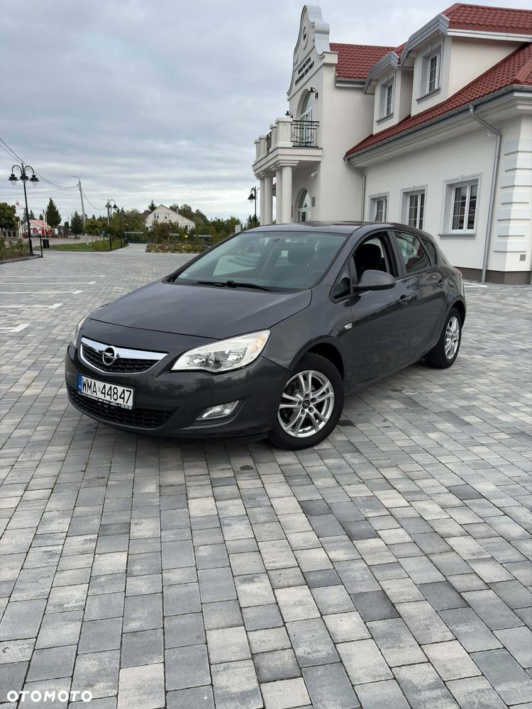 Opel Astra 1.4 T Enjoy - 12