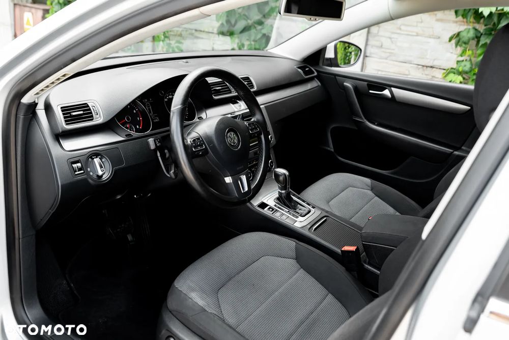 Volkswagen Passat Variant 1.8 TSI DSG Comfortline - 17