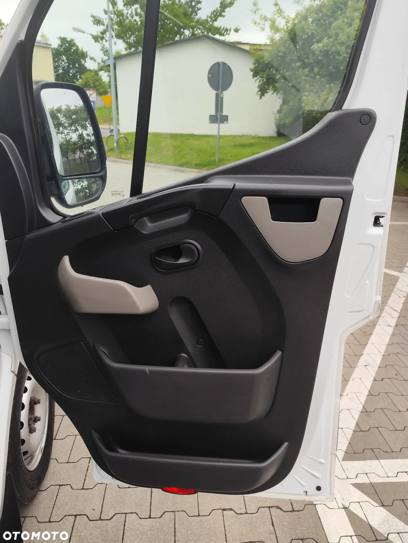 Nissan nv400 - 18