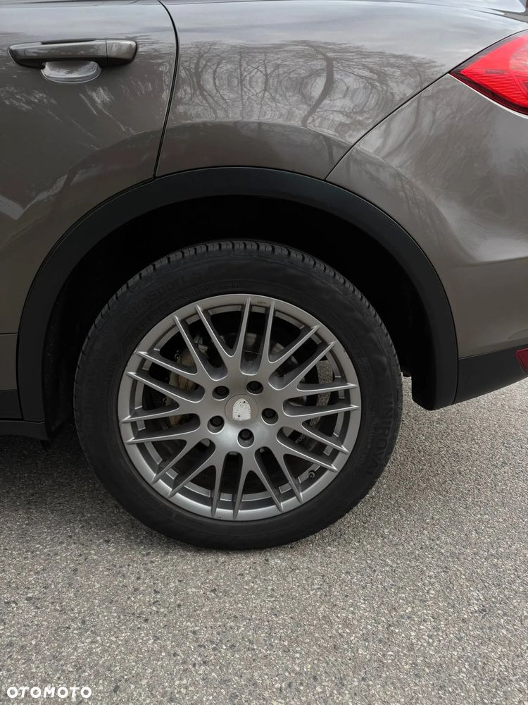 Porsche Cayenne S Tiptronic S - 32